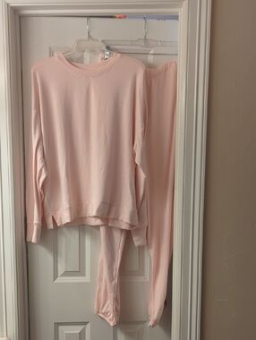 So Soft Pink Cozy Loungewear Set